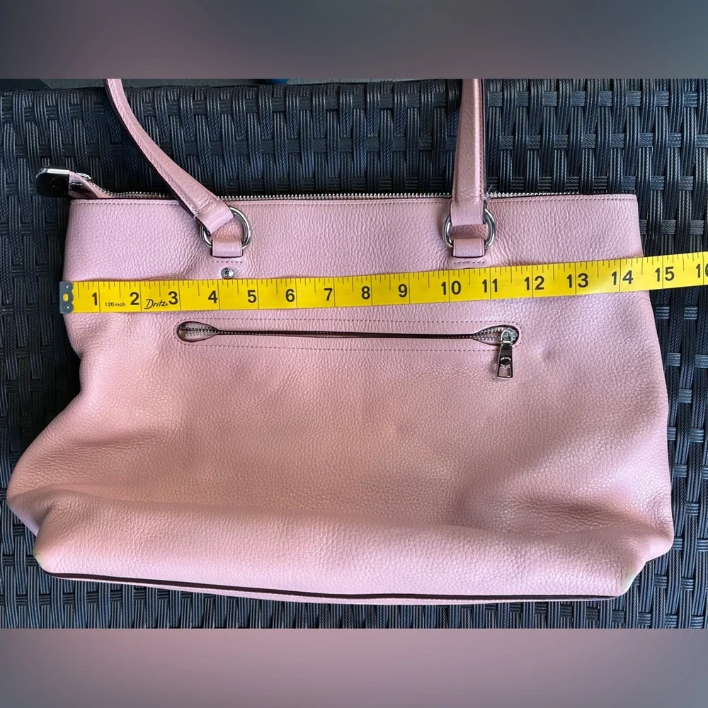 COACH Pink Bag.Leather Pink Bag. - Picture 14 of 14